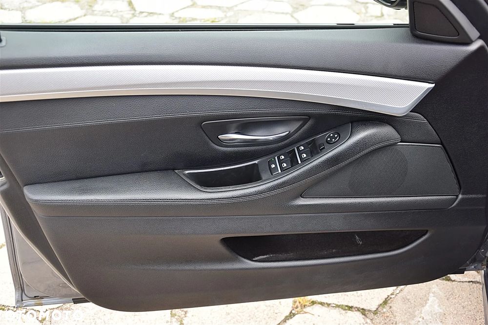 BMW Seria 5 - 12