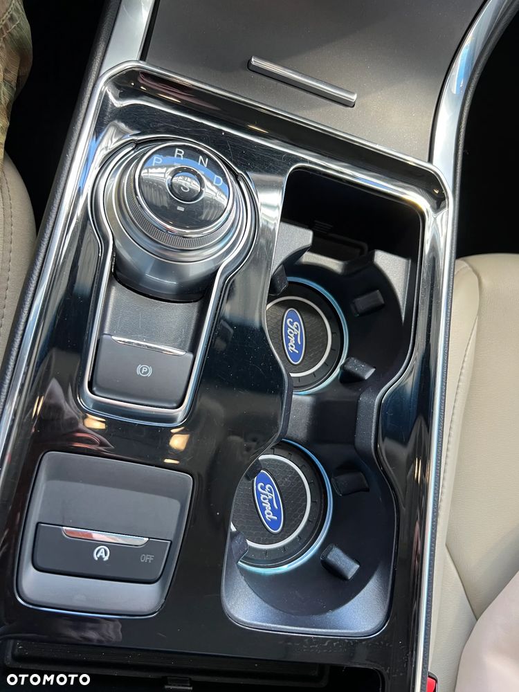 Ford Edge - 25