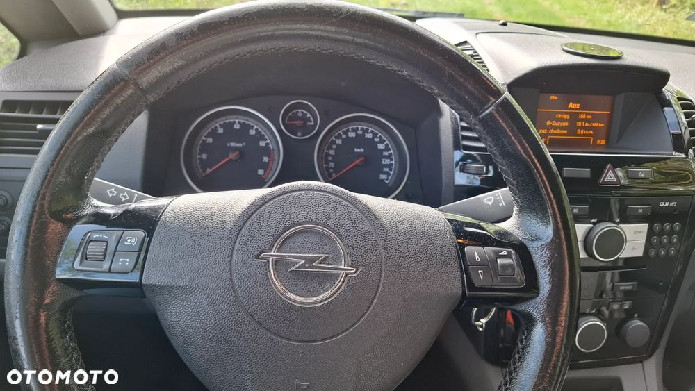 Opel Zafira 1.8 - 12