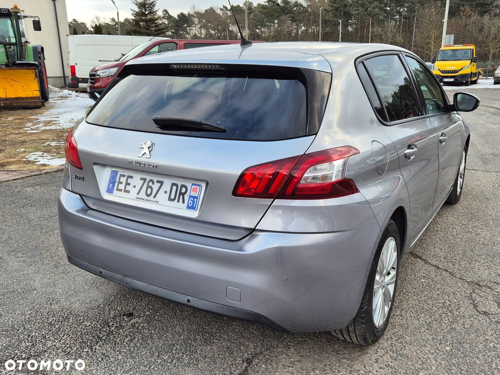 Peugeot 308 PureTech 110 Stop & Start Style - 4