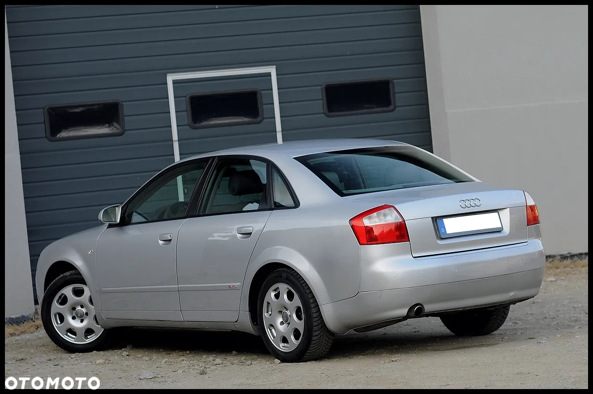 Audi A4 1.6 - 19
