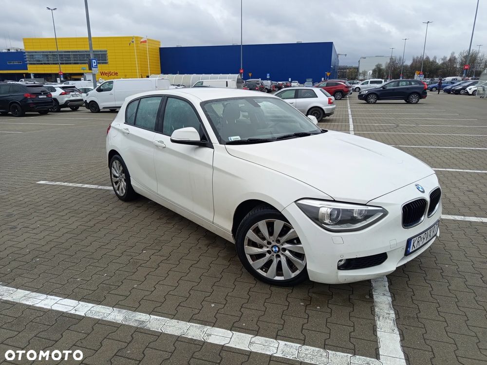 BMW Seria 1 118i Sport Line - 3