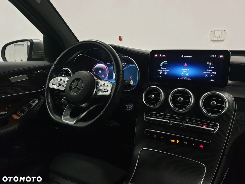 Mercedes-Benz GLC 300 de 4Matic 9G-TRONIC AMG Line Plus - 2