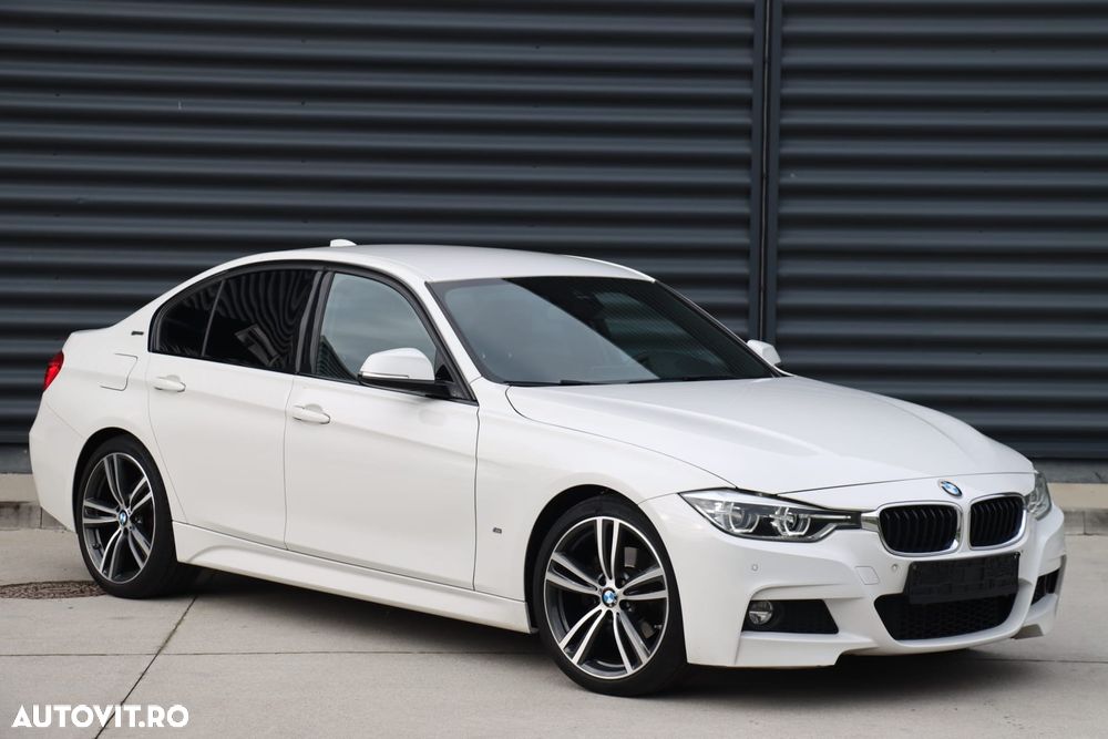 BMW Seria 3 330e iPerformance M Sport - 3