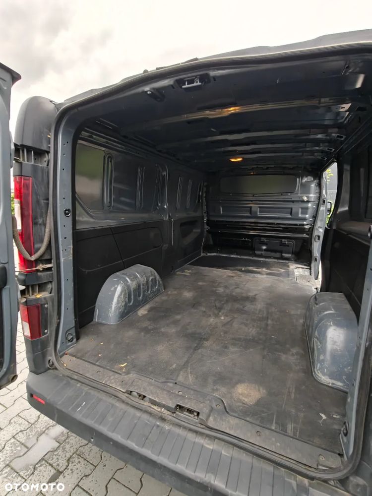 Renault Trafic - 11