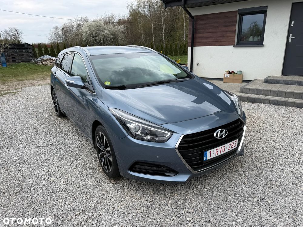 Hyundai i40 Kombi 1.7 CRDi Premium - 4