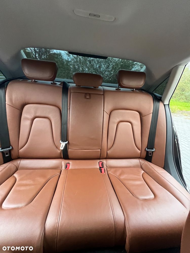 Audi A4 Limousine - 4