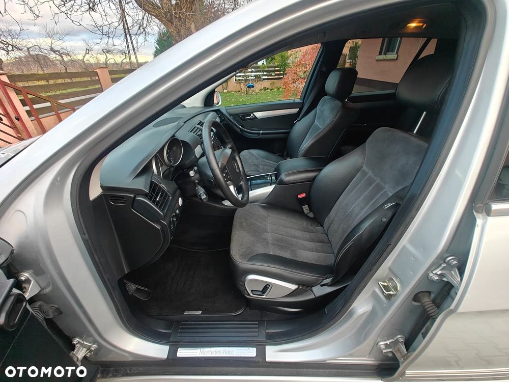 Mercedes-Benz Klasa R 320 CDI 4Matic 7G-TRONIC DPF - 20