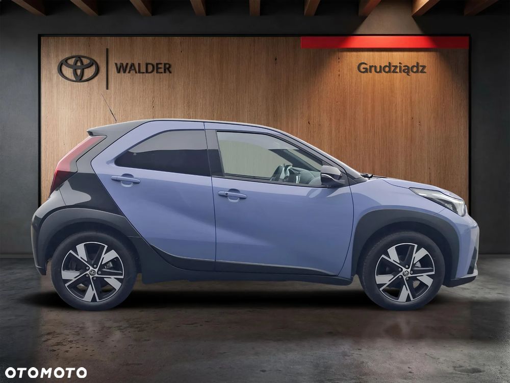 Toyota Aygo X Hybrid 1.5 Style e-CVT - 6