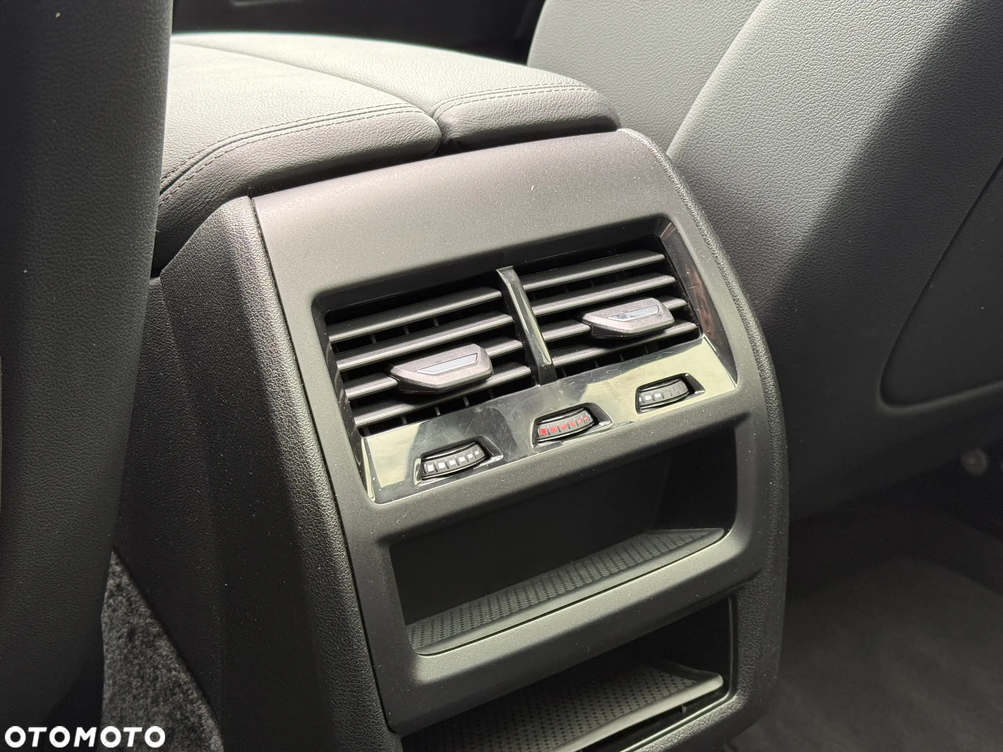 BMW X5 xDrive30d - 28