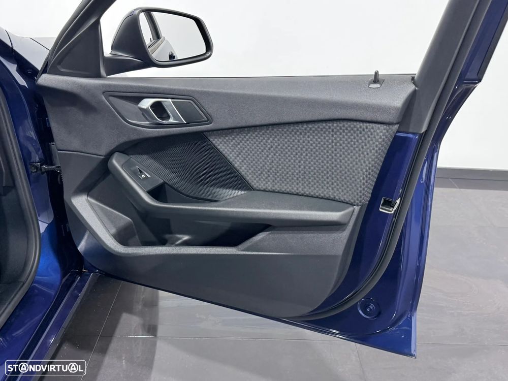 BMW 116 d EDynamics Advantage - 37