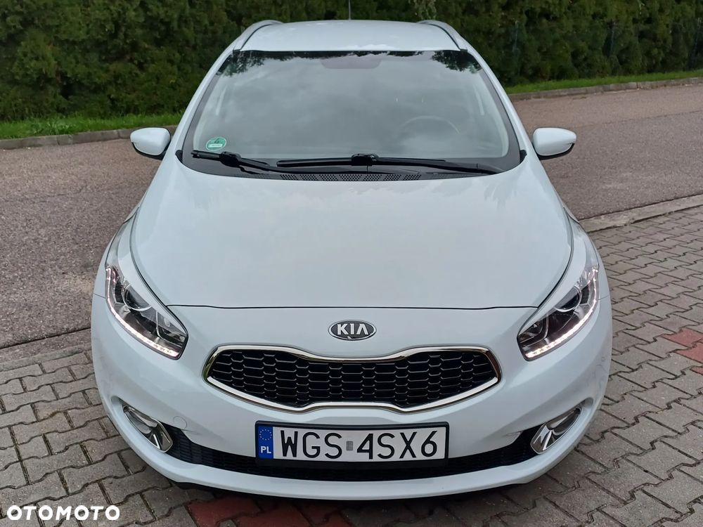 Kia Ceed - 21