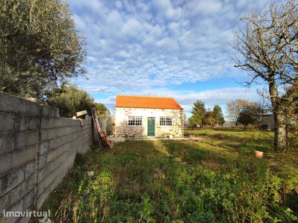 Casa rural com terreno - Nossa Sra do Pranto, Ferreira do Zêzere - Grande imagem: 2/28