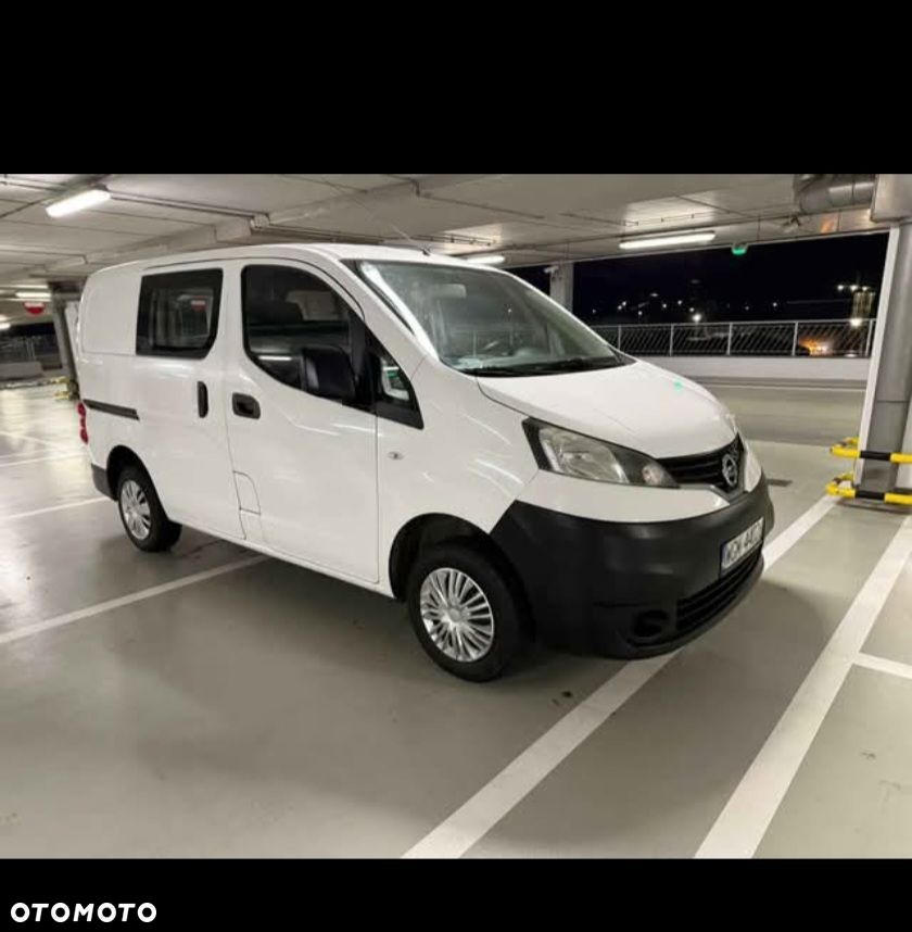 Nissan NV200 - 1