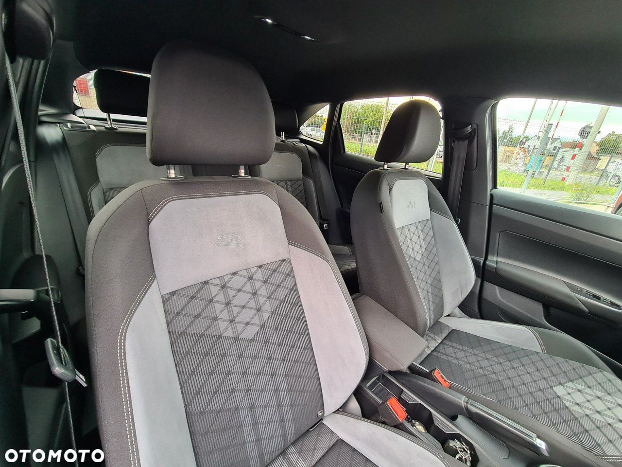 Volkswagen Taigo 1.5 TSI ACT R-Line DSG - 28