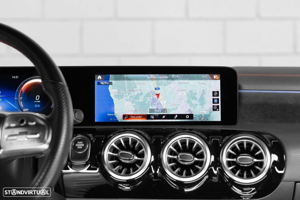 Mercedes-Benz CLA 250 e Shooting Brake AMG Line - 24