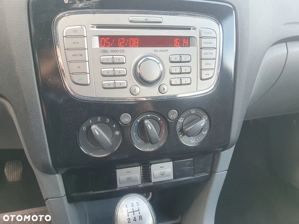 Ford Focus - 7