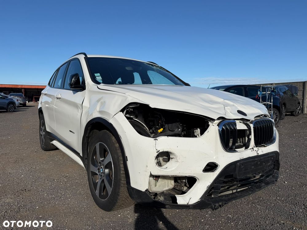 BMW X1 xDrive18d Sport Line sport - 25
