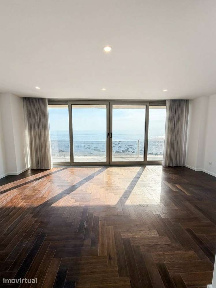 T3 Avenida dos Banhos - 6º Andar c/ grande varanda - Vista Magnífica! - Grande imagem: 3/17