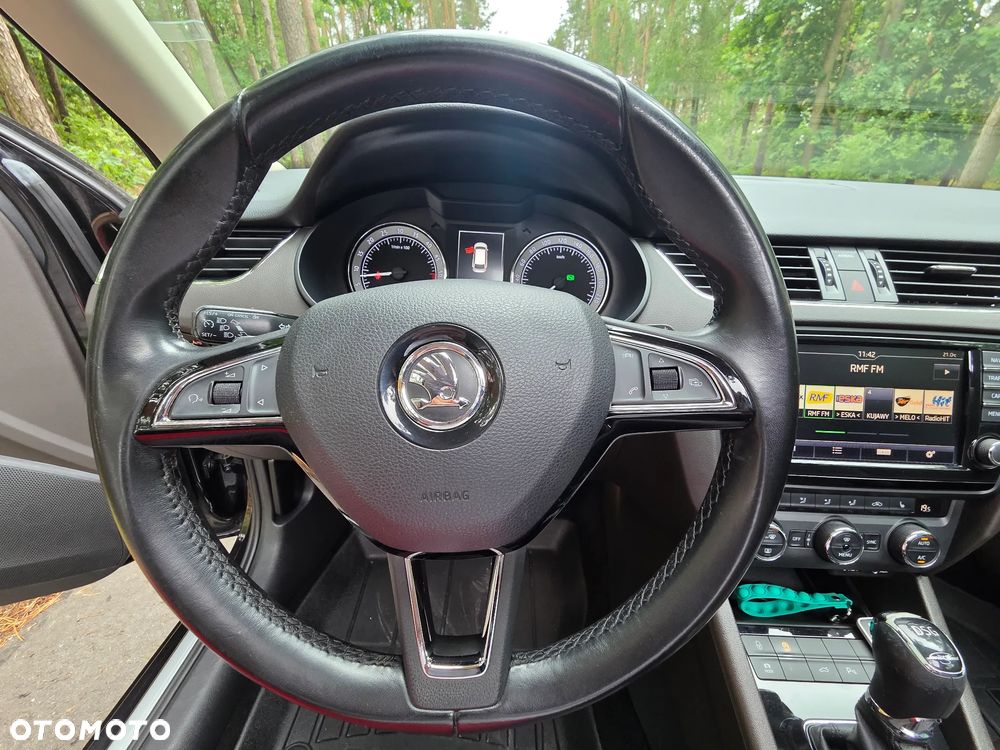 Skoda Octavia 2.0 TDI DSG L&K - 19