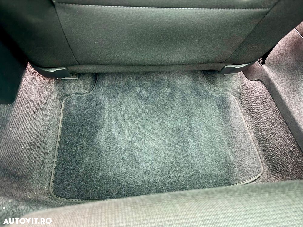 Volkswagen Passat 1.4 TSI ACT Comfortline - 19