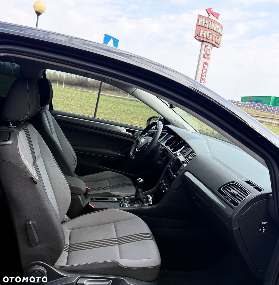 Volkswagen Golf 1.2 TSI BlueMotion Technology Comfortline - 11