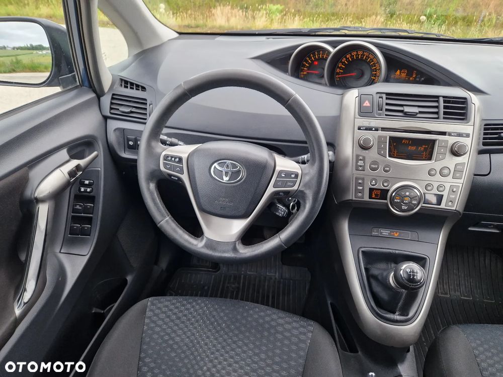 Toyota Verso 1.8 7-Sitzer Comfort - 18