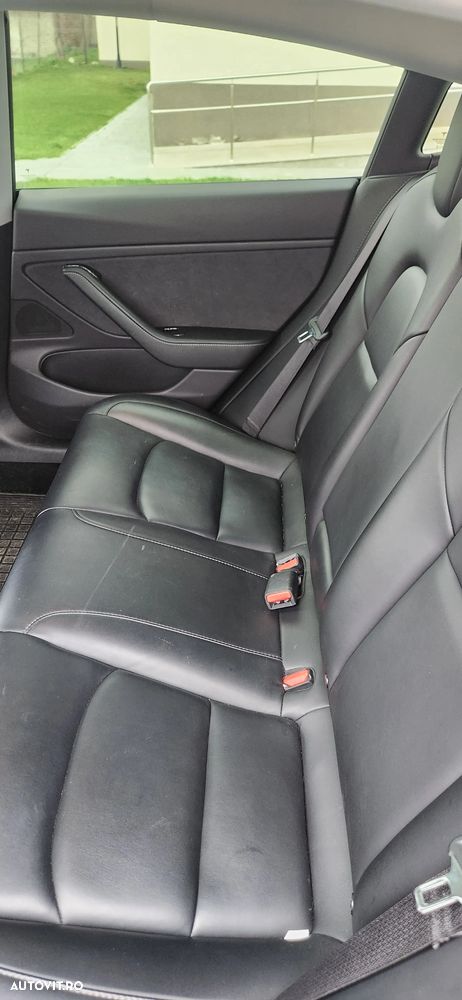 Tesla Model 3 Standard Reichweite Plus Hinterradantrieb - 9