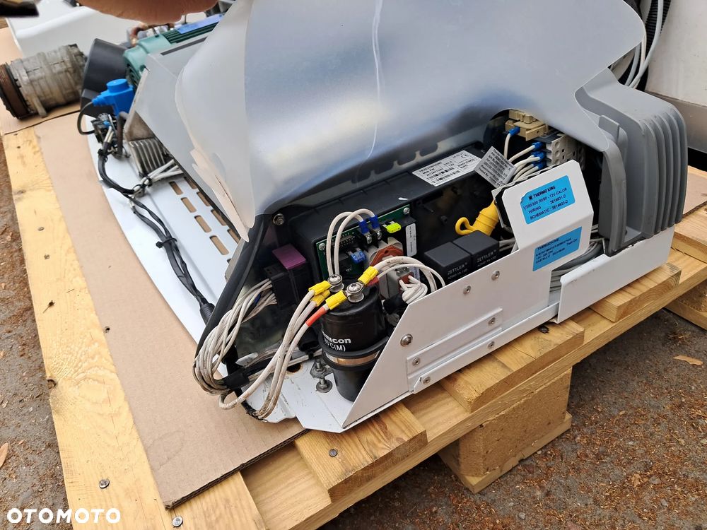 Agregat Chłodniczy Thermo King V 300 MAX 2021r. + prąd 230 V - 3