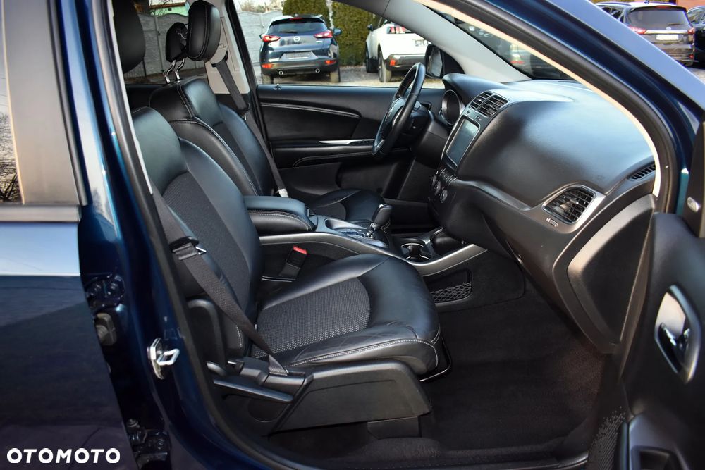 Fiat Freemont 2.0 Multijet 16V DPF Automatik Allrad Cross - 33