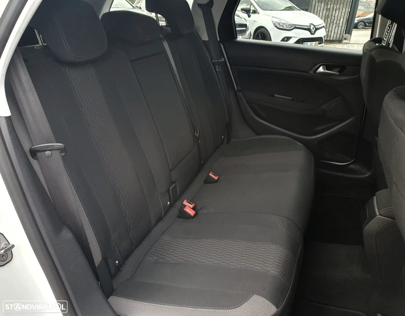 Peugeot 308 SW 1.6 BlueHDi Style - 13