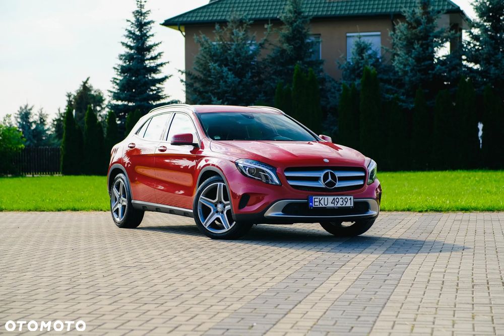 Mercedes-Benz GLA 200 7G-DCT Urban - 1