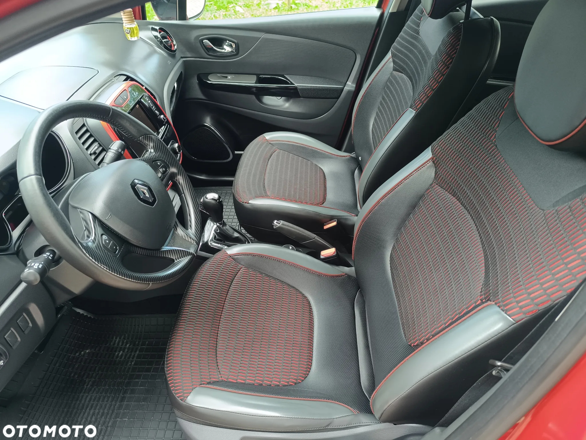 Renault Captur 1.2 TCe Intens EDC - 22