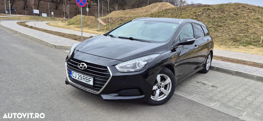 Hyundai i40 Kombi 1.7 CRDi DCT Premium - 1