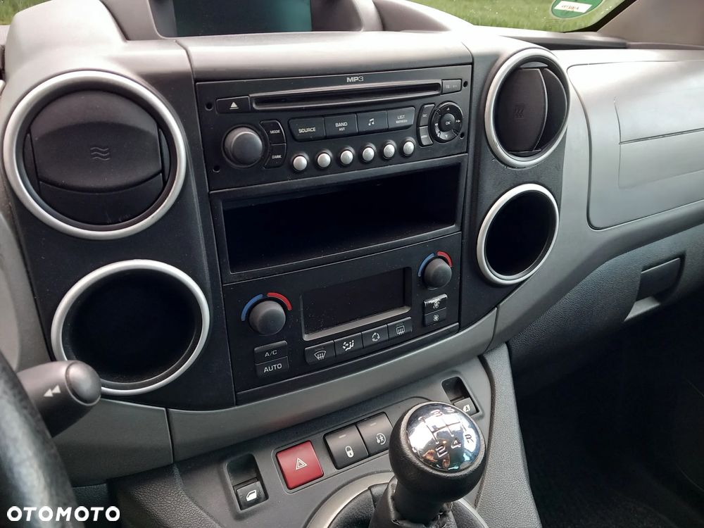 Peugeot Partner Kombi 110 Premium - 21