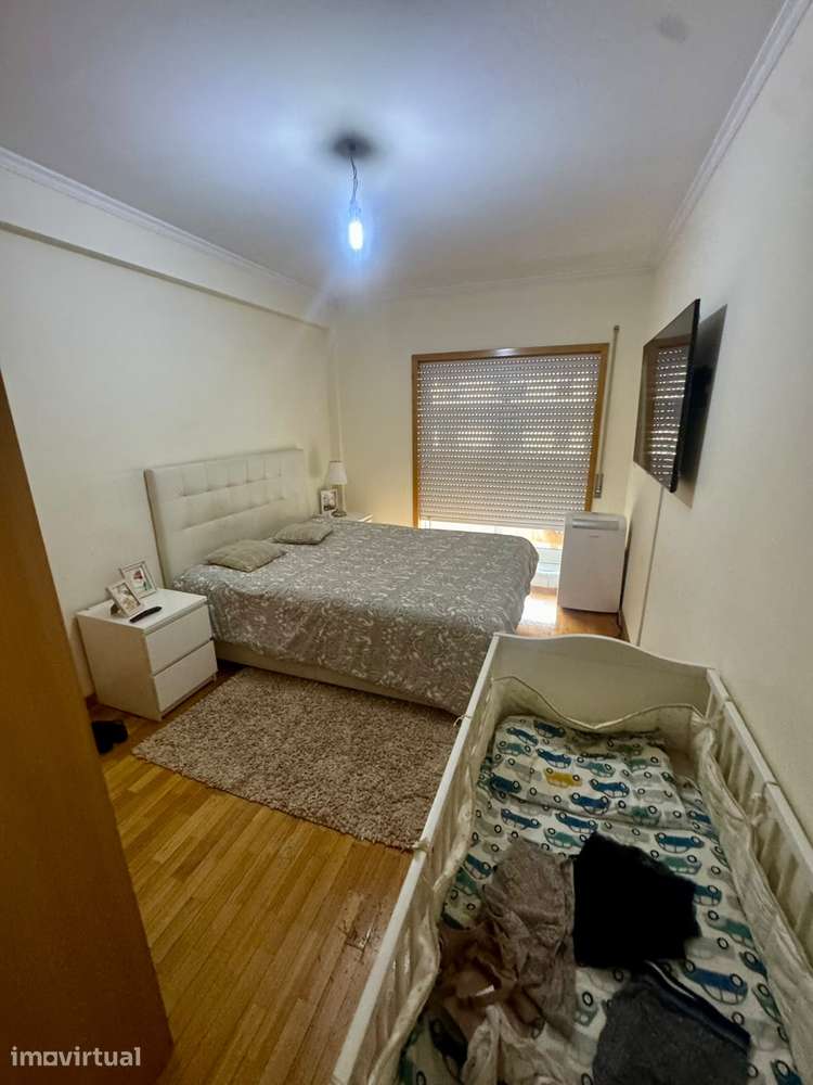 Apartamento T3 com 2 casas de banho e 2 garagens fechadas - Grande imagem: 5/28