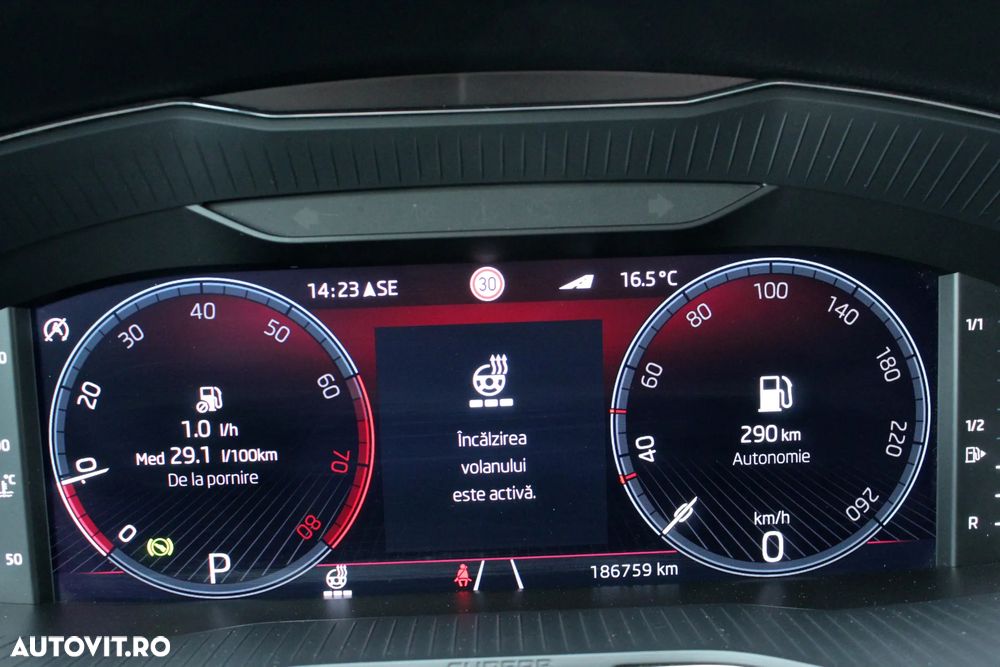 Skoda Superb 1.5 TSI DSG Sportline - 29