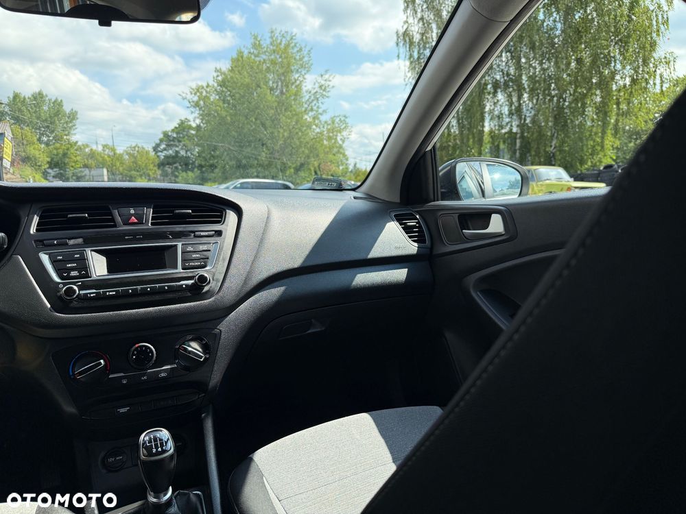 Hyundai i20 1.1 CRDi BlueDrive Comfort - 20