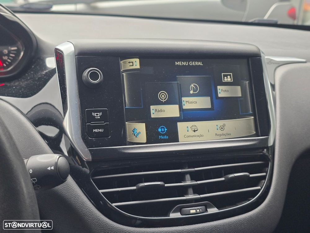 Peugeot 208 1.4 HDi Access - 8