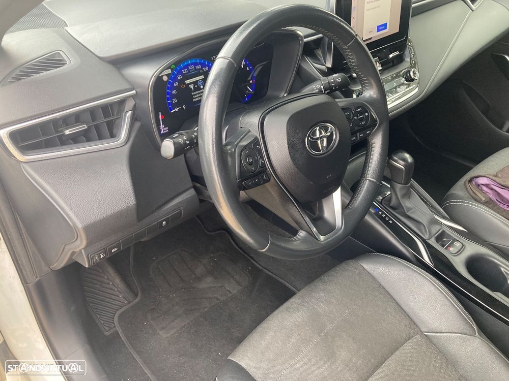 Toyota Corolla - 10