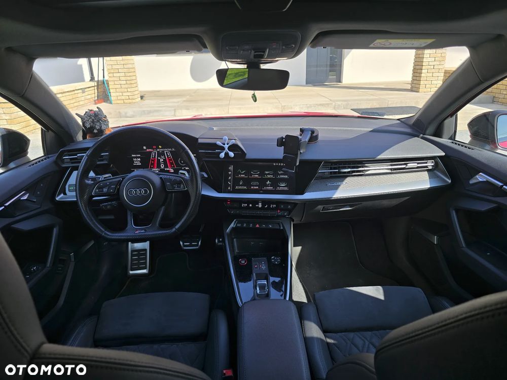 Audi RS3 Limousine - 23