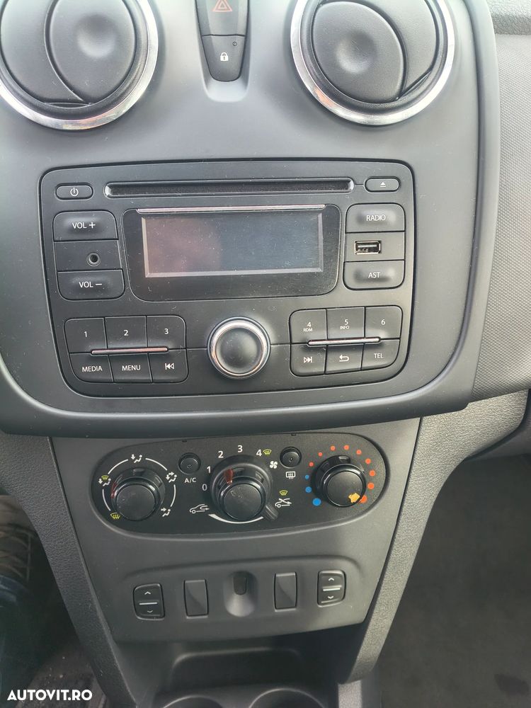 Dacia Logan 1.2 16V 75 Laureate - 7