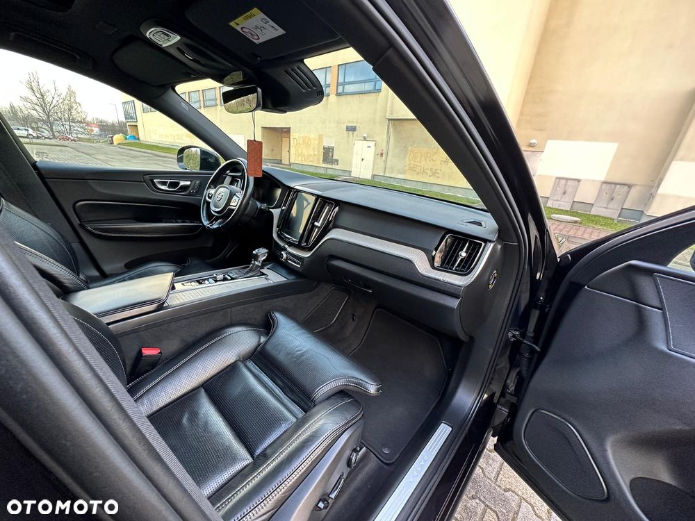 Volvo XC 60 D4 AWD Geartronic Inscription - 24