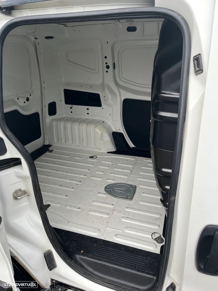 Fiat Fiorino Adventure IVA Dedutível - 11