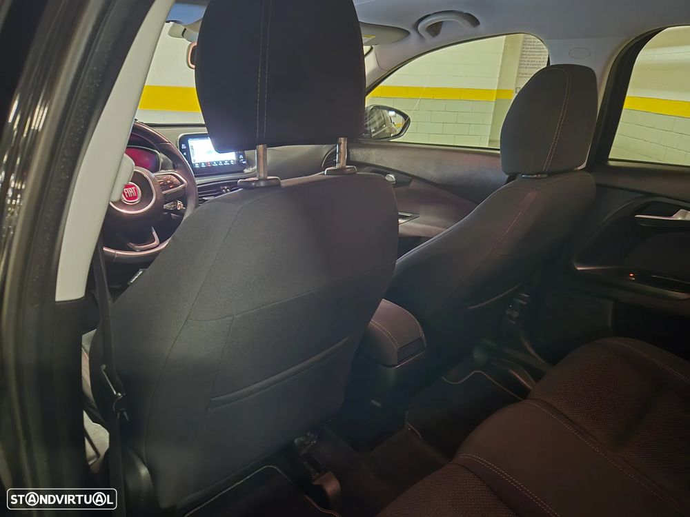 Fiat Tipo Station Wagon 1.3 M-Jet Lounge - 31