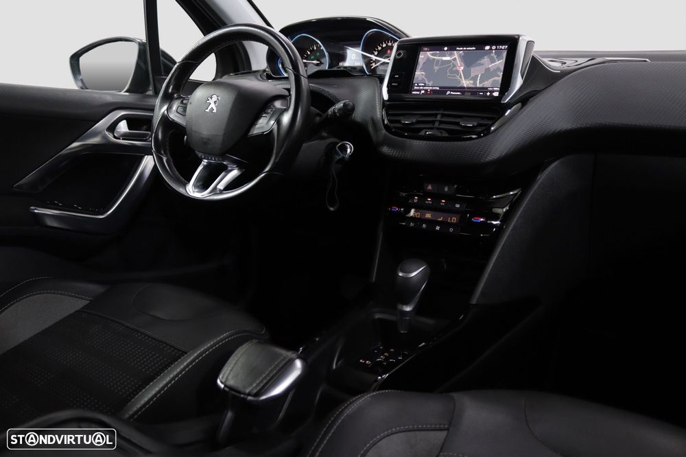 Peugeot 2008 PureTech 110 Stop&Start Allure - 11