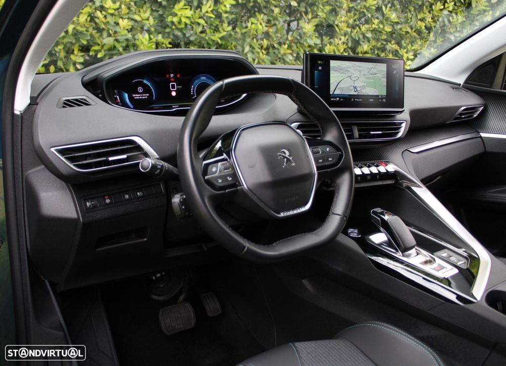 Peugeot 3008 1.6 Hybrid Allure e-EAT8 - 36