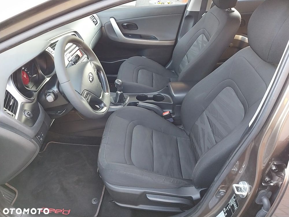 Kia Ceed 1.4 CVVT - 5