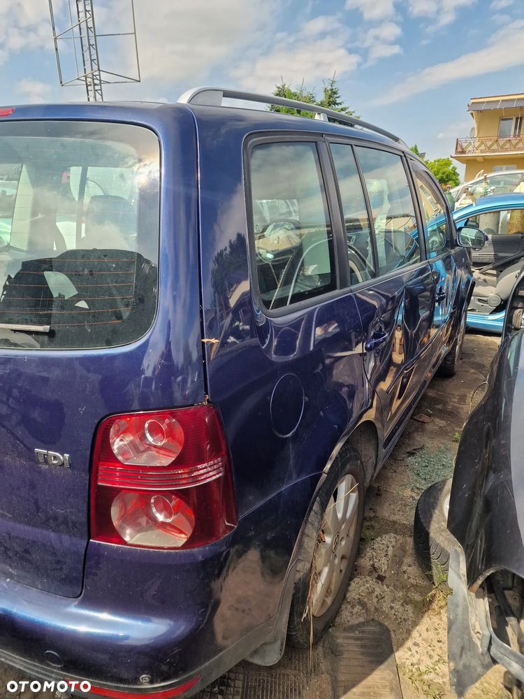 VW touran 1 lift 1.9 tdi BXE skrzynia 6b JYK lakier LD5Q na części - 5