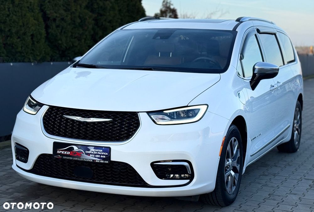 Chrysler Pacifica - 18